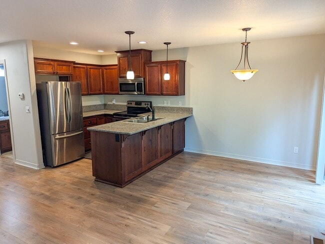 Photo - 407-409 Madrona Ave SE Unit 409