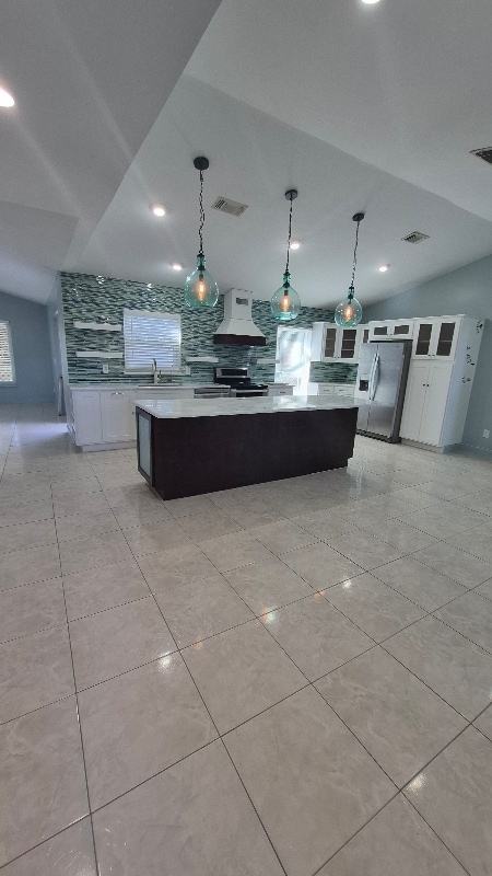 Photo - 614 Caribou Ct