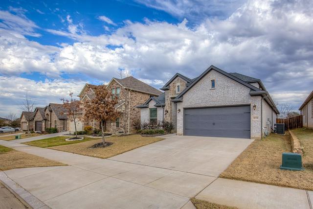 Photo - 10320 Linger Ln