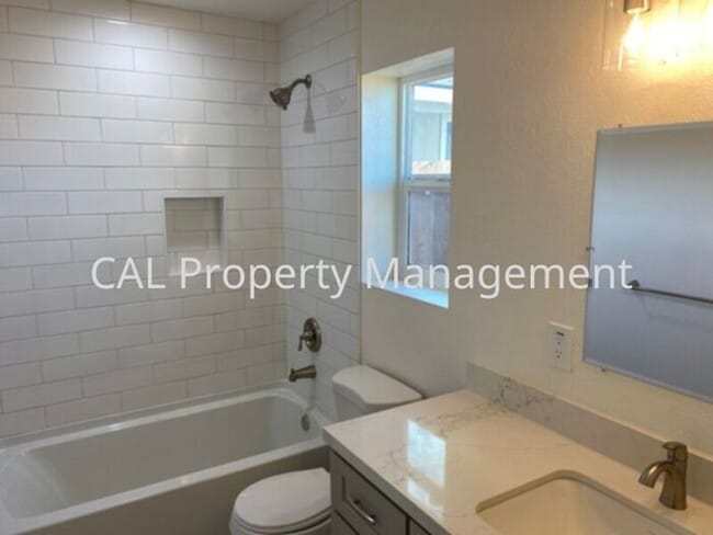 Photo - 1 Bed/1 Bath in Soledad, CA!