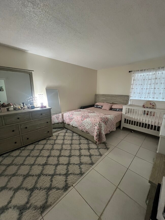 Primary Bedroom - 470 NW 20th St Unit #2040