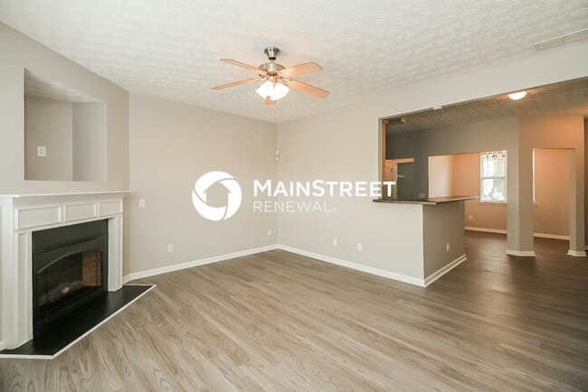 Photo - 3 Bedroom Pet-Friendly Home in Atlanta, GA with Main Street Renewal