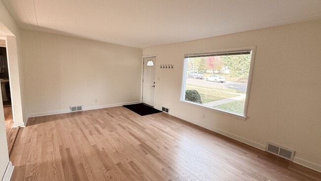 Photo - 120 Garden St