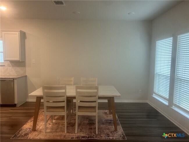 Photo - 2624 Wasilla Dr