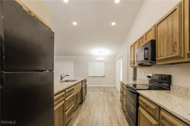 Photo - 1054 Mohegan Rd Casa