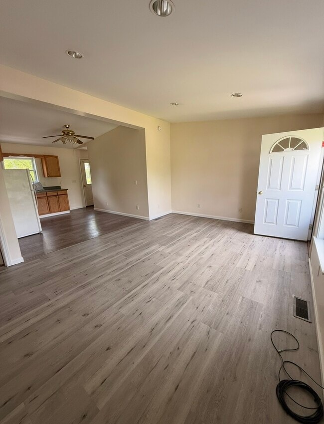 426 Wygant Rd Unidad Laurey