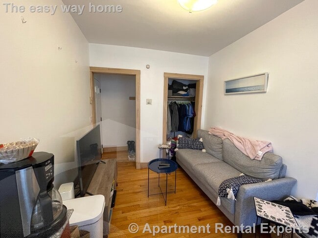 Photo - 43 Ivaloo St Unit #4