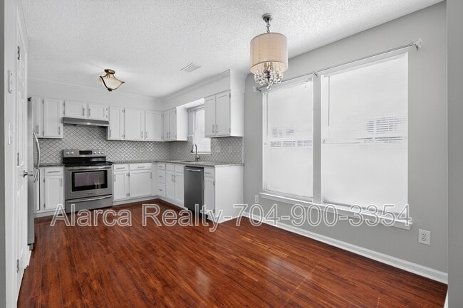 Photo - 1901 Misty Vale Rd