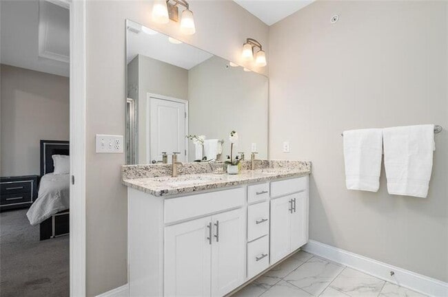 Photo - 2641 Blackburn Ct SE
