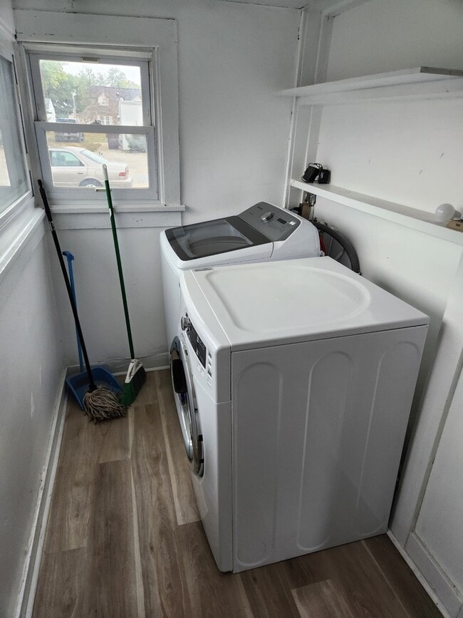 Photo - 211 S Morgan St