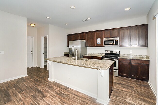 Photo - Apply Today! Near Lexington High School!