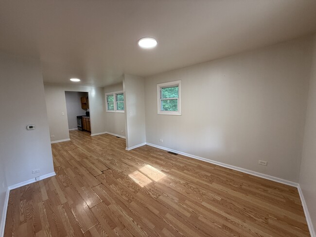 Photo - 411 Irving Ave