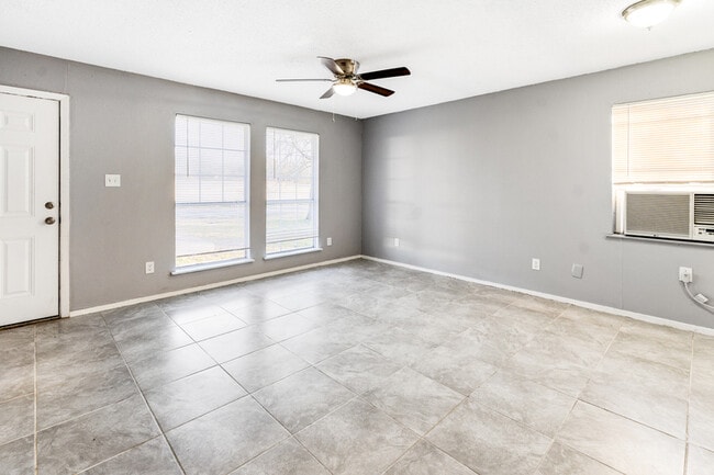 Photo - 514 Frazier St