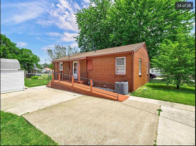 Photo - 1026 Mill St