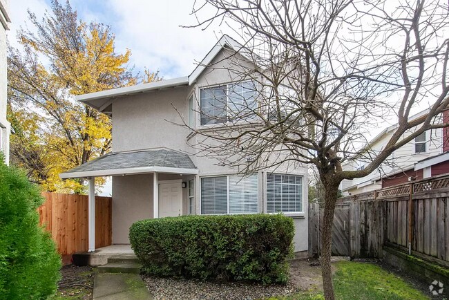 Building Photo - 924 E Cotati Ave Unit #A Rental