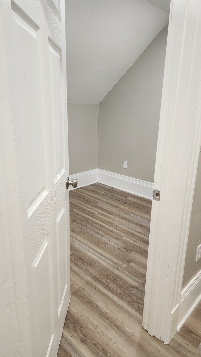 Photo - 1301 Buhrer Ave Apartments Unit 2