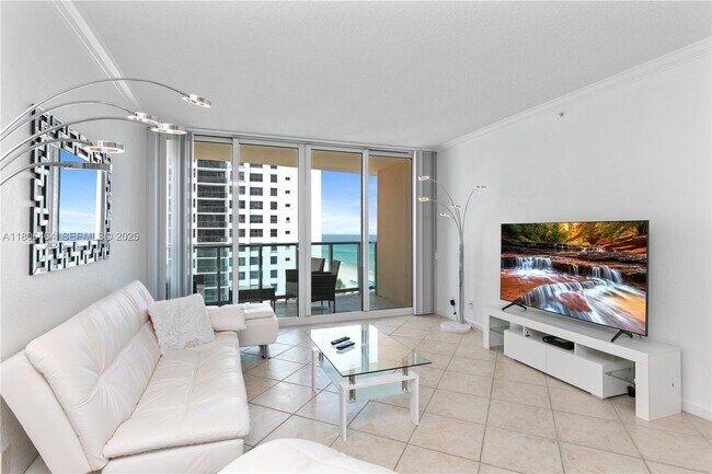 Building Photo - 2501 S Ocean Dr Unit 1008
