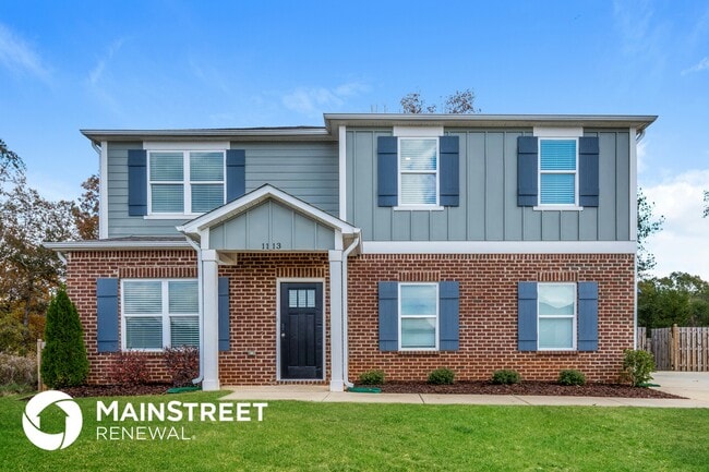 Building Photo - 1113 Archers Trail E