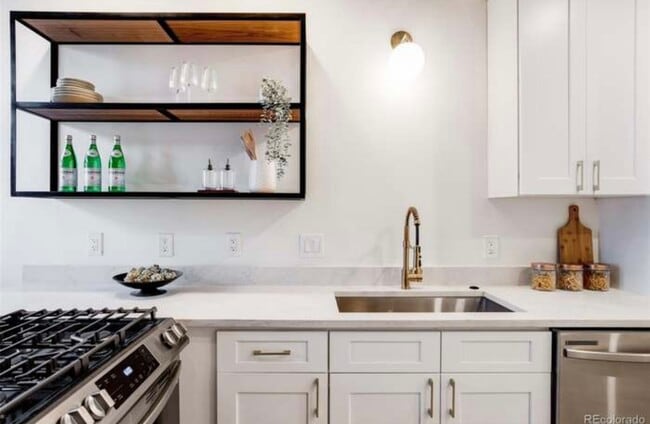 Photo - 807 E 22nd Ave