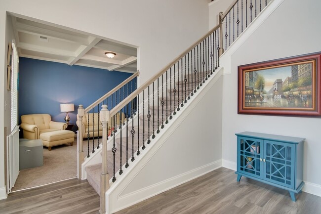 Photo - Available NOW MUST  see in McCoy's Creek