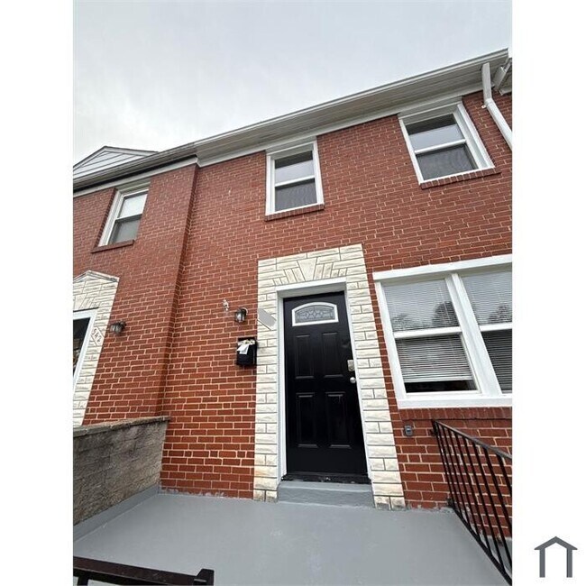 Photo - 3 Bedroom Housing Voucher Accepted