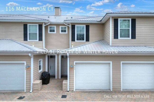 Luxury Townhome in Lakefront Community - Luxury Townhome in Lakefront Community