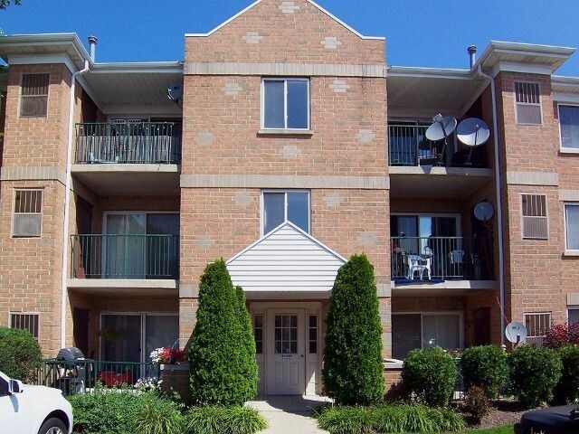 Deluxe Two Bedroom Condo