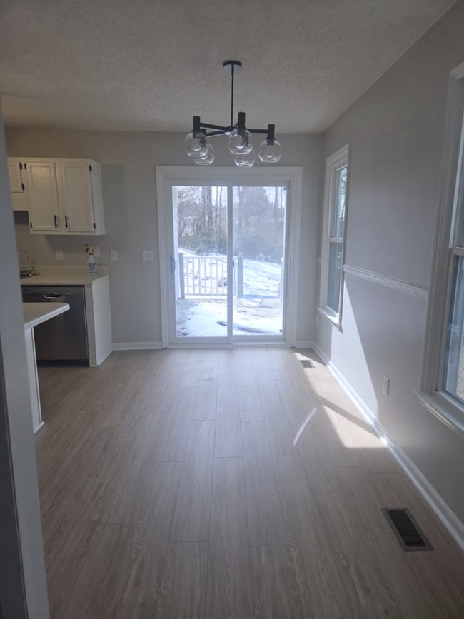 Photo - 2904 Bannf Ct