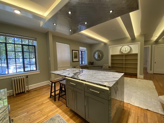 Building Photo - 1212 Delaware Ave