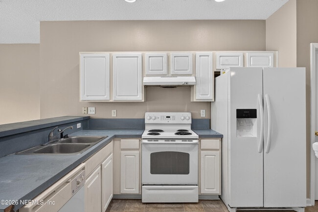 Photo - 1572 Biscayne Bay Dr