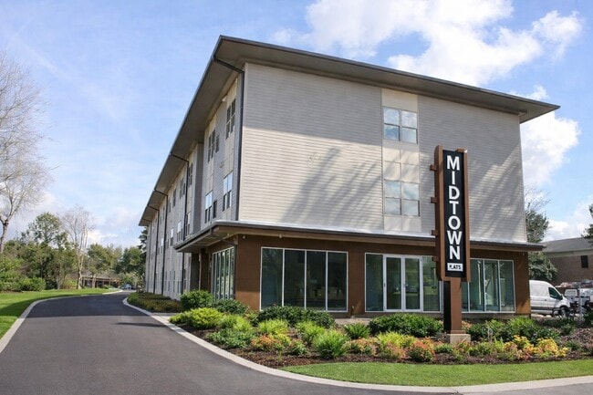 Building Photo - Midtown Flats