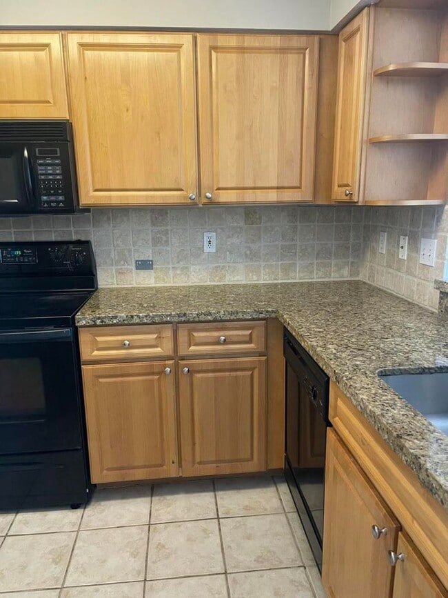 Photo - 2040 Alta Meadows Ln