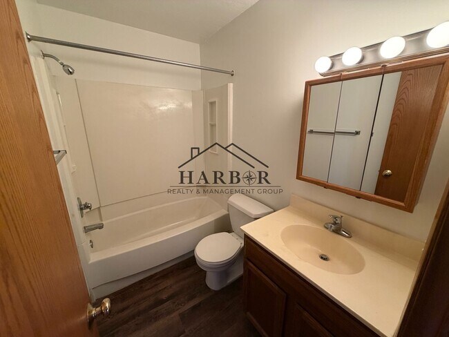 Photo - Hayfield Greens Unit 110 - 102