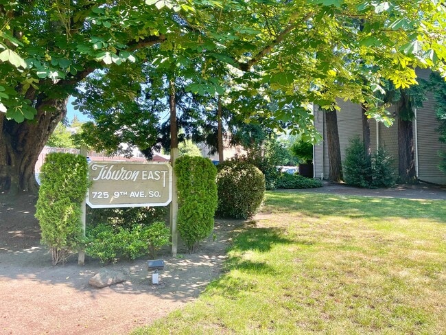 725 9th Ave S Unidad 202