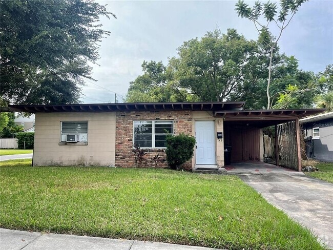 Building Photo - 1600 Indiana Ave Rental