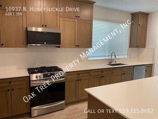 Photo - 10937 N Honeysuckle Dr