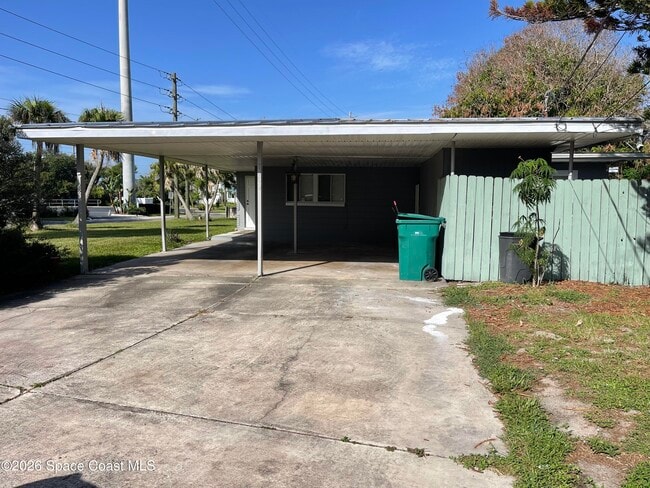 Photo - 1400 Hillcrest Dr