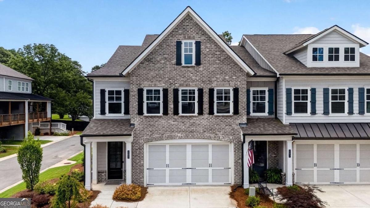 Photo - 203 Grady Burrell Dr