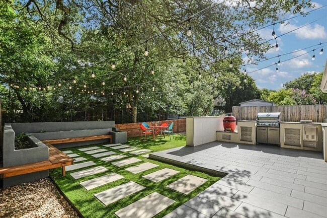 Photo - 10916 Sierra Oaks