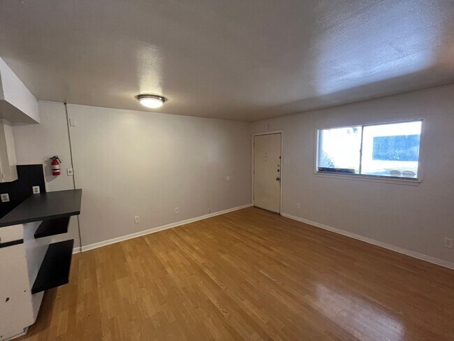 Photo - 2708 Salado St