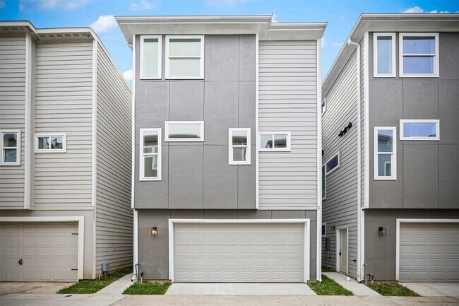 Photo - 6721 St Augustine St