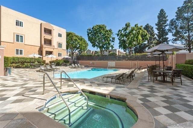 3440 Lebon Dr