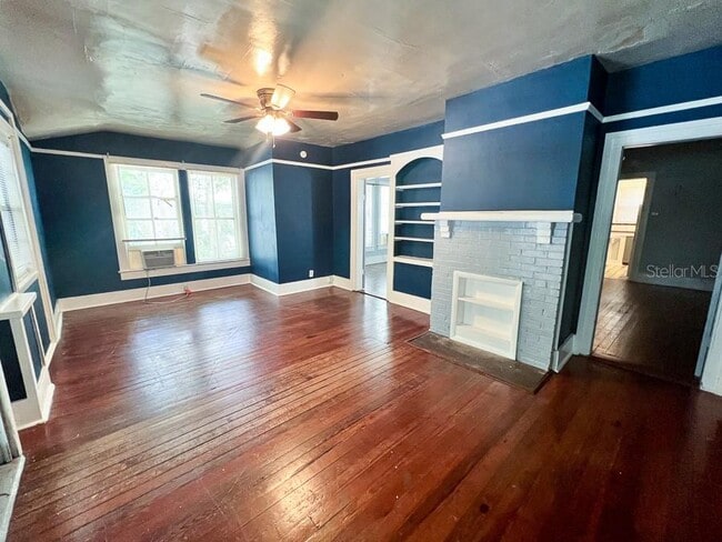 Photo - 312 NE 2nd Ave