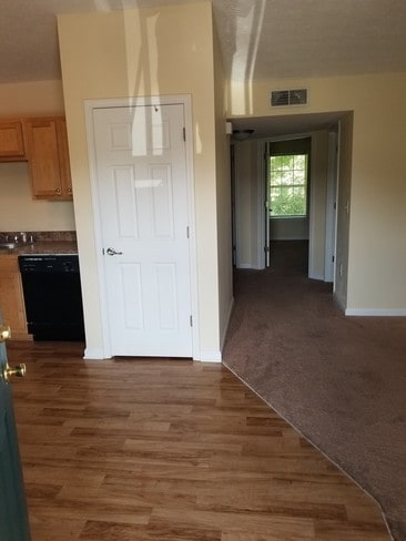 Photo - Crawford Crossing