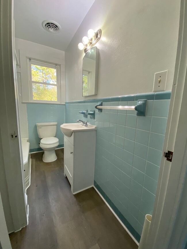 Photo - 2009 Kilby Ln