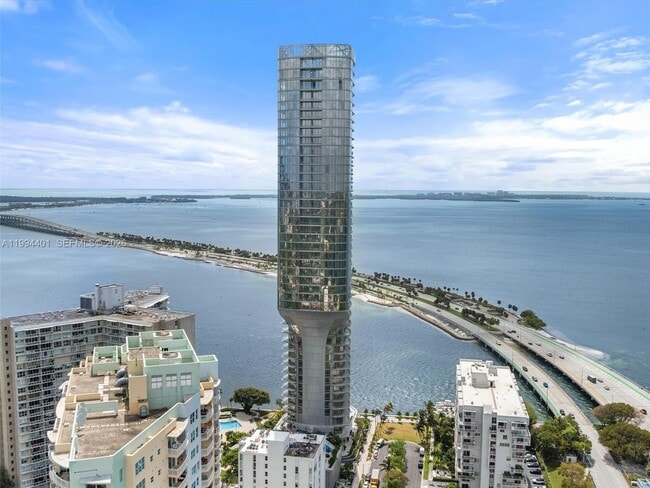 Photo - 175 25 Unidad 502