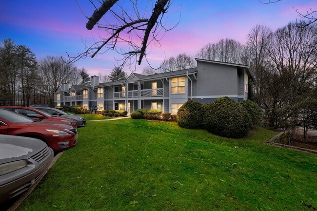 Northcliffe Forest Apartments