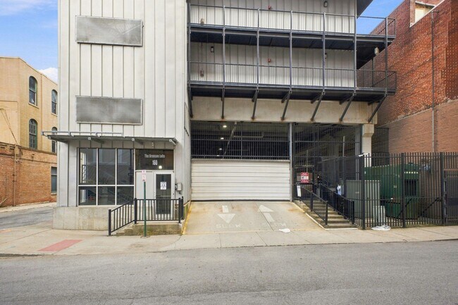 Photo - 160 N Wall St Unit L303