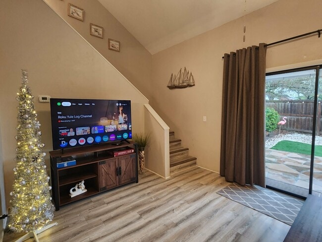 Photo - 3606 Windjammer Ln