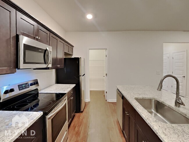 Photo - 110 Lindsey Dr